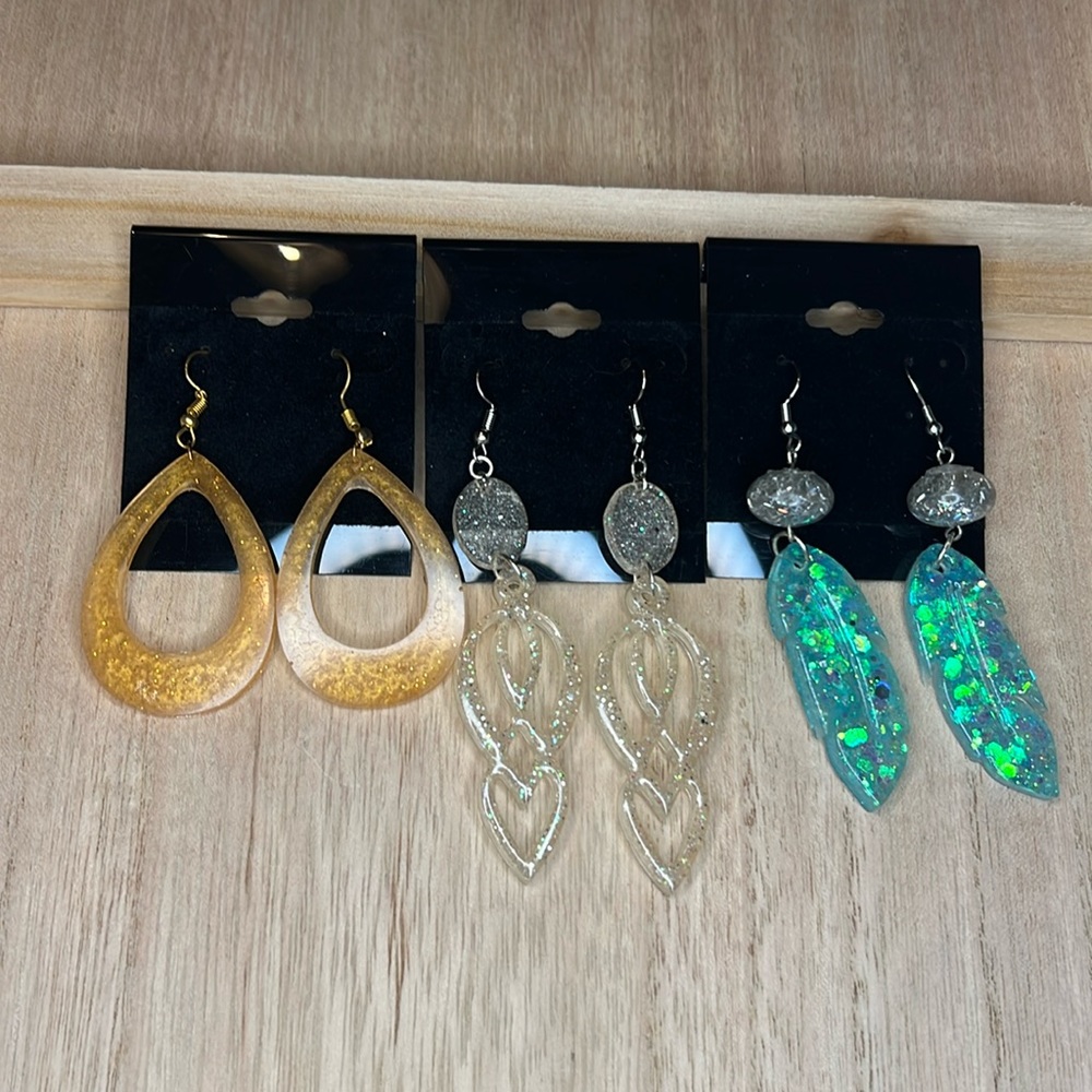 Set of 3 dangle earrings